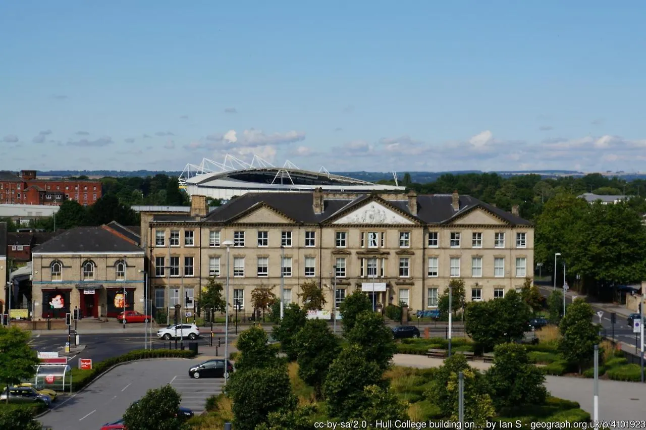 Staying Near Ferens Art Gallery: 4 Central Hull Hotels Compared
