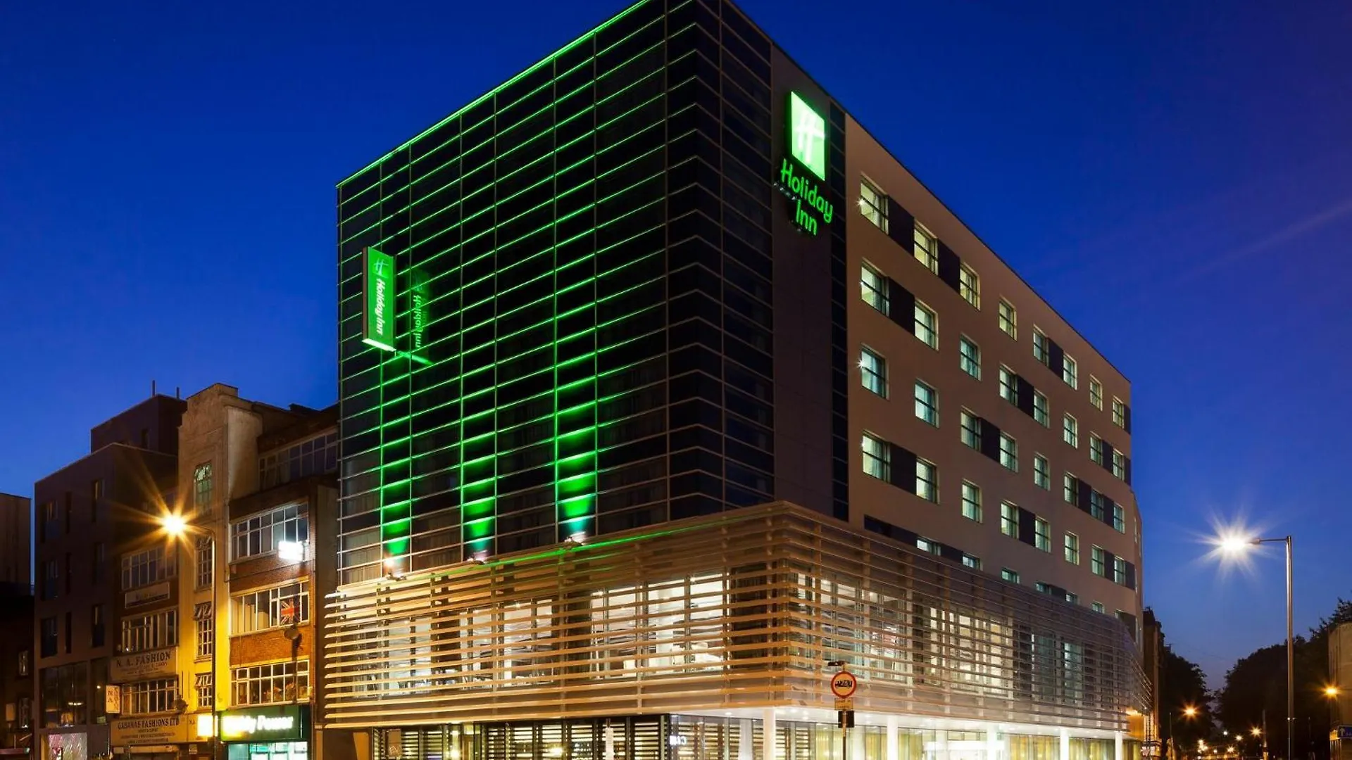 8 Top-Rated 4-Star Hotels in Whitechapel, London