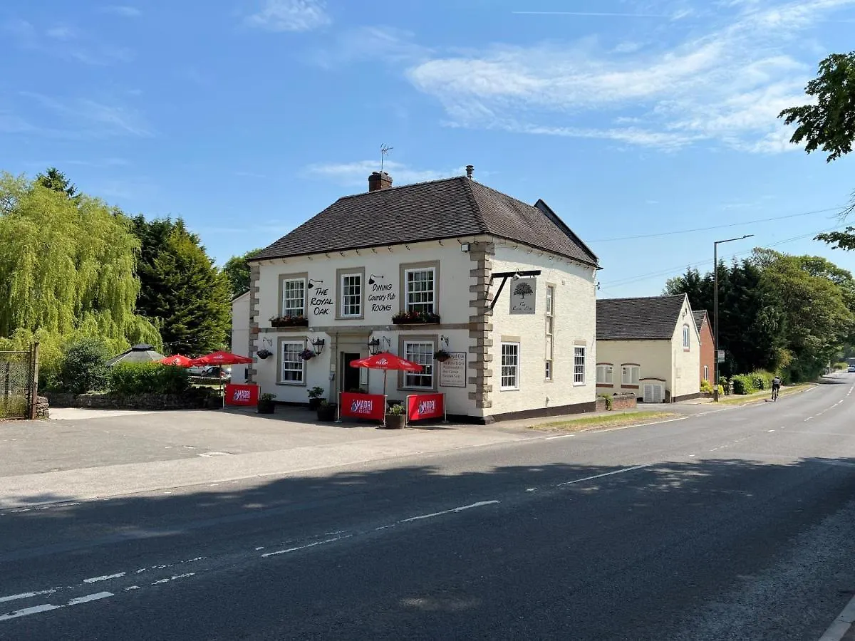 4 Smart Couples Hotels Near Casterne Hall Worth Booking