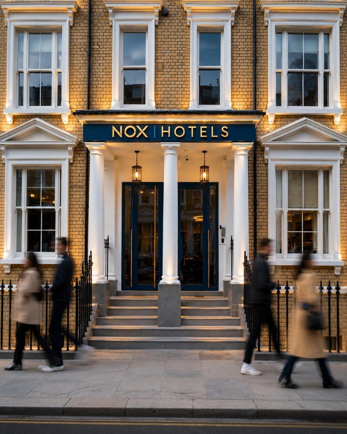 10 Best 4-Star Hotels in Holland Park, London