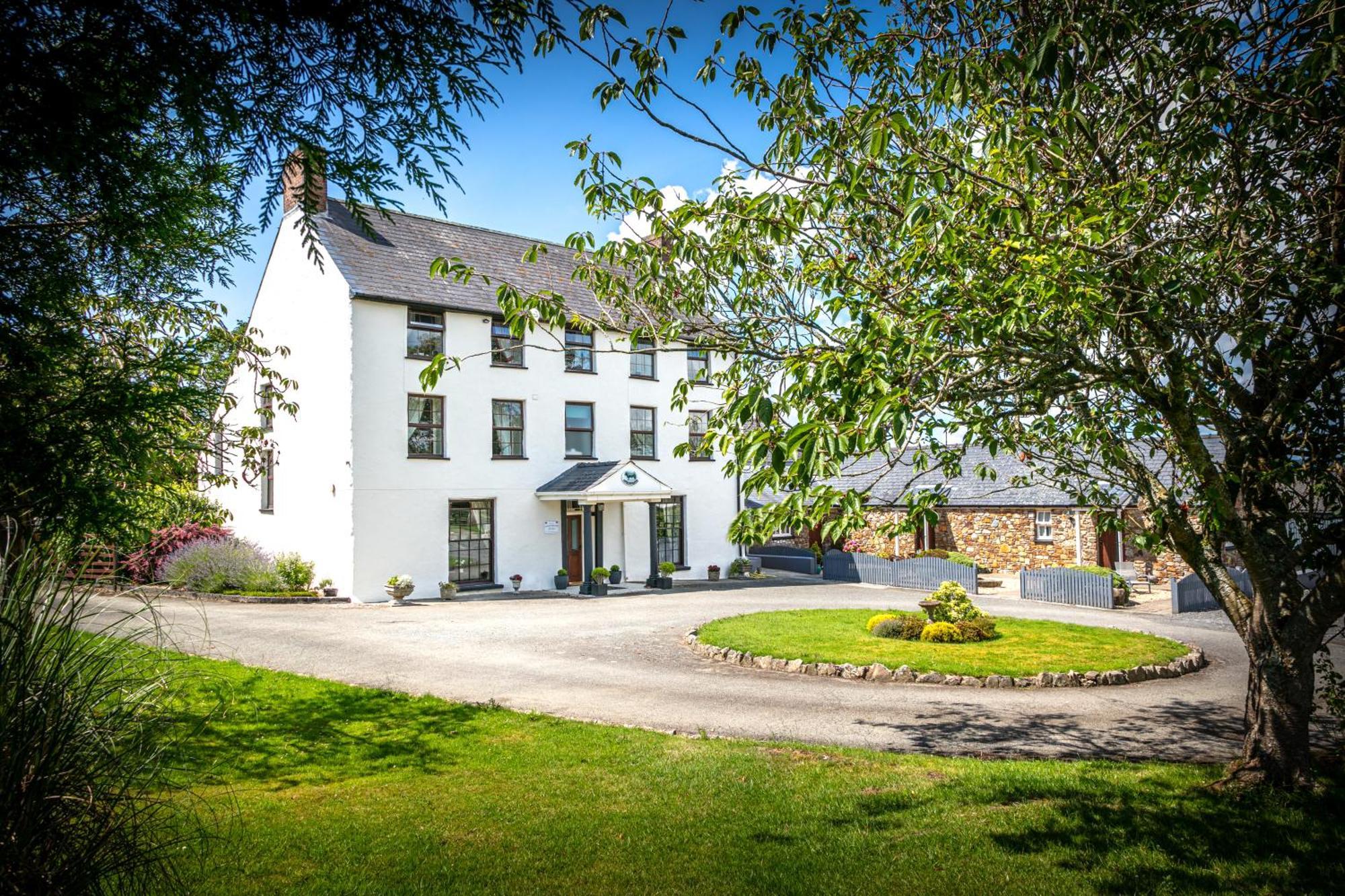 Staying In Dyfed: 4 Country House Hotels Compared
